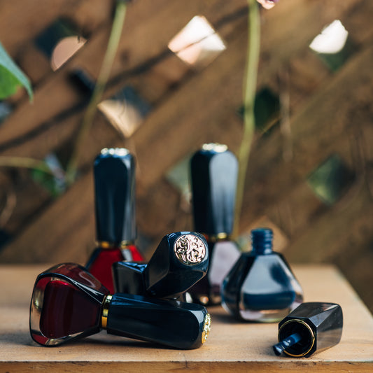 The Laquer High Shine Nail Polish: The Violet